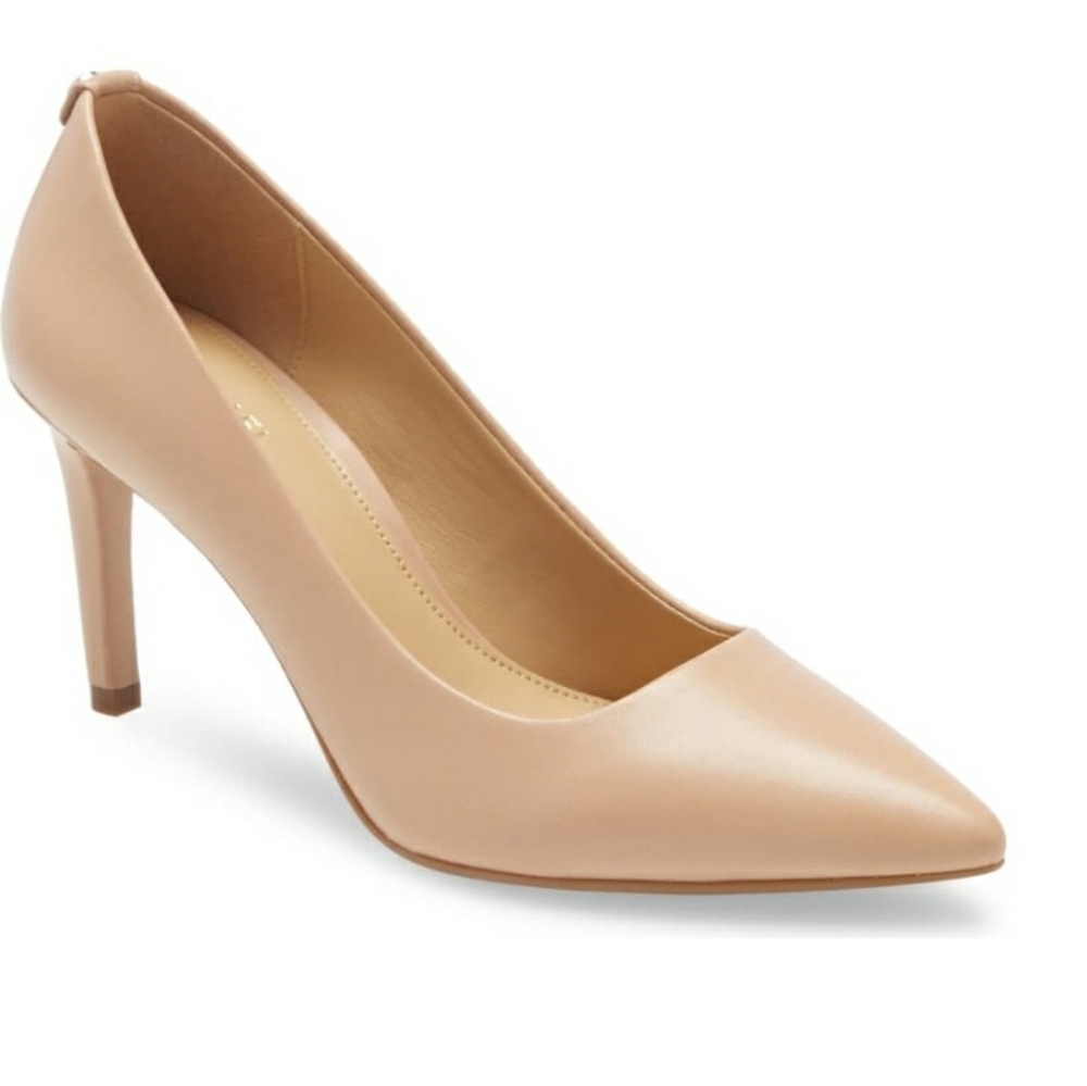 Michael Kors Dorothy Flex Heel 11M